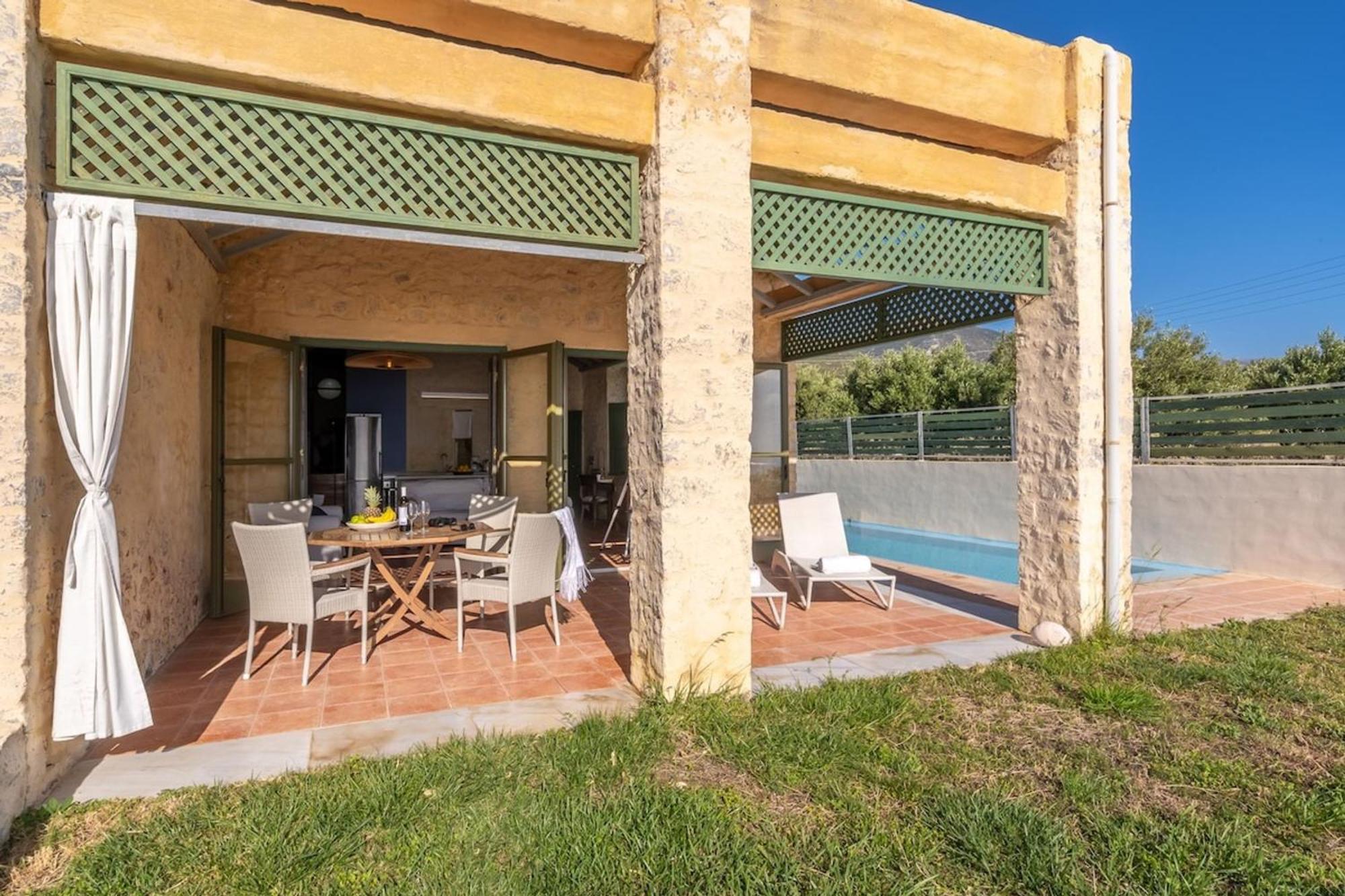 Villa Mediterranea, With Heated Pool Livadia  Εξωτερικό φωτογραφία