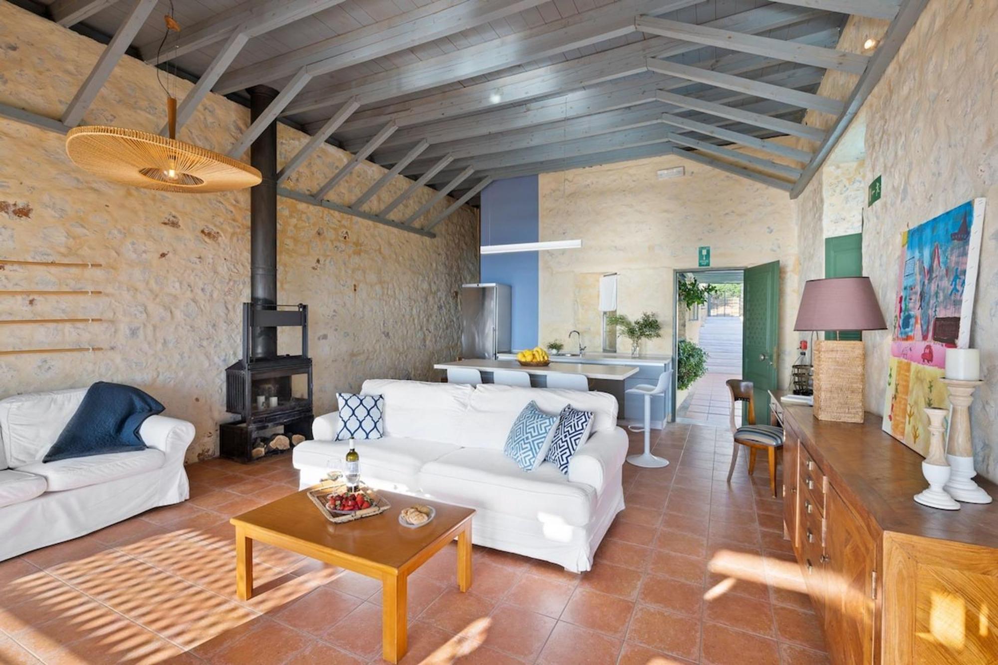 Villa Mediterranea, With Heated Pool Livadia  Εξωτερικό φωτογραφία