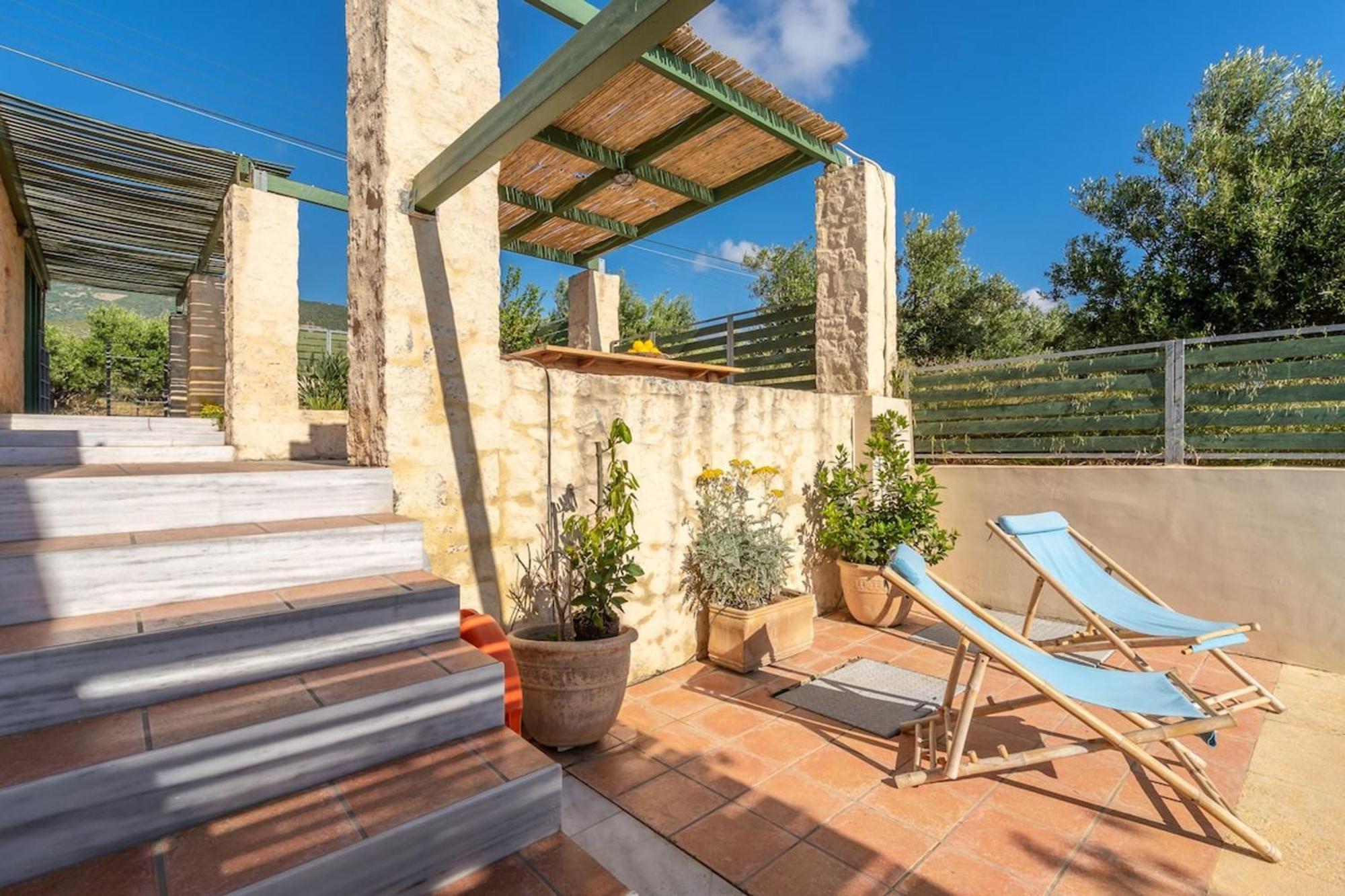Villa Mediterranea, With Heated Pool Livadia  Εξωτερικό φωτογραφία
